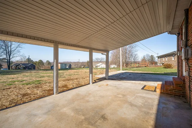 $234,900 | 681 Hennessee Avenue, Morrison, TN 37357