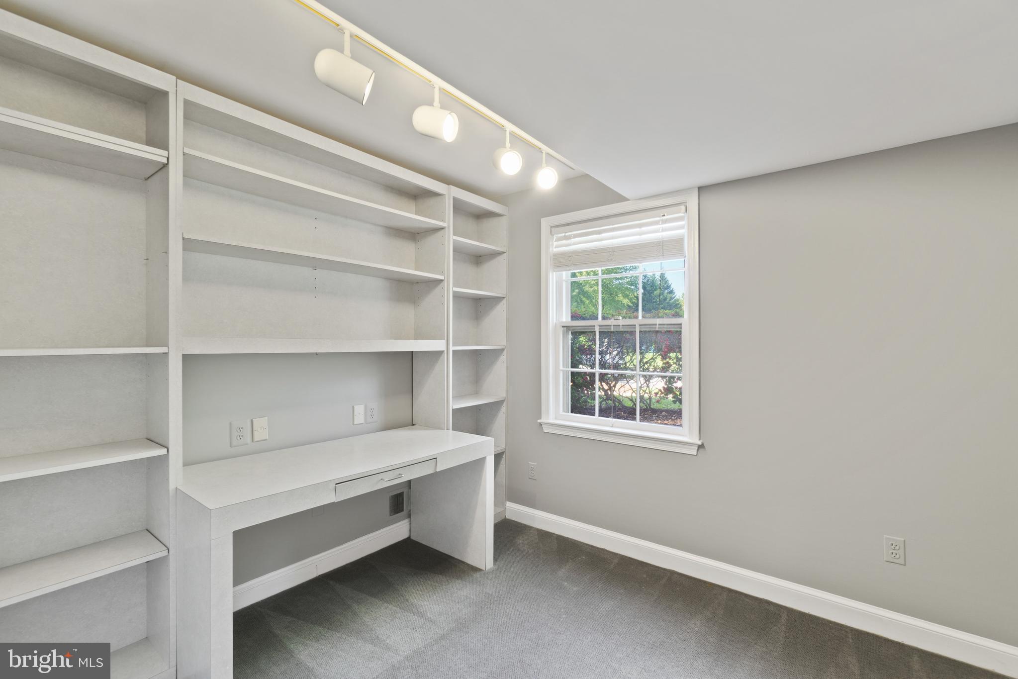 7820 Elba Road Alexandria, VA 22306 - Photo 26 of 35
