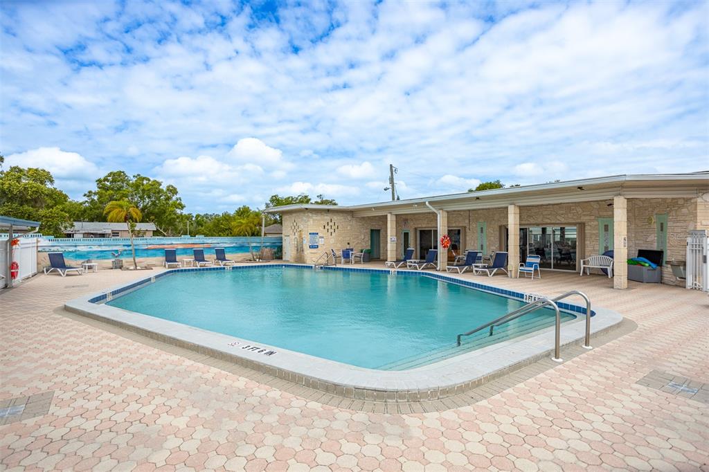 250 Rosery Road Northwest, Unit 298 Largo, FL 33770 - Photo 24 of 38
