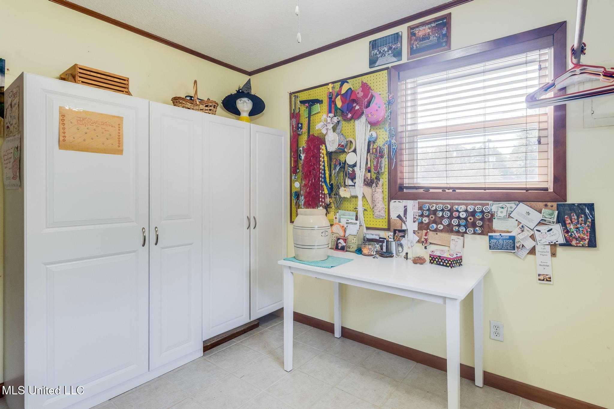 4513 Gibson Road Ocean Springs, MS 39564 - Photo 21 of 30 Laundry Room
