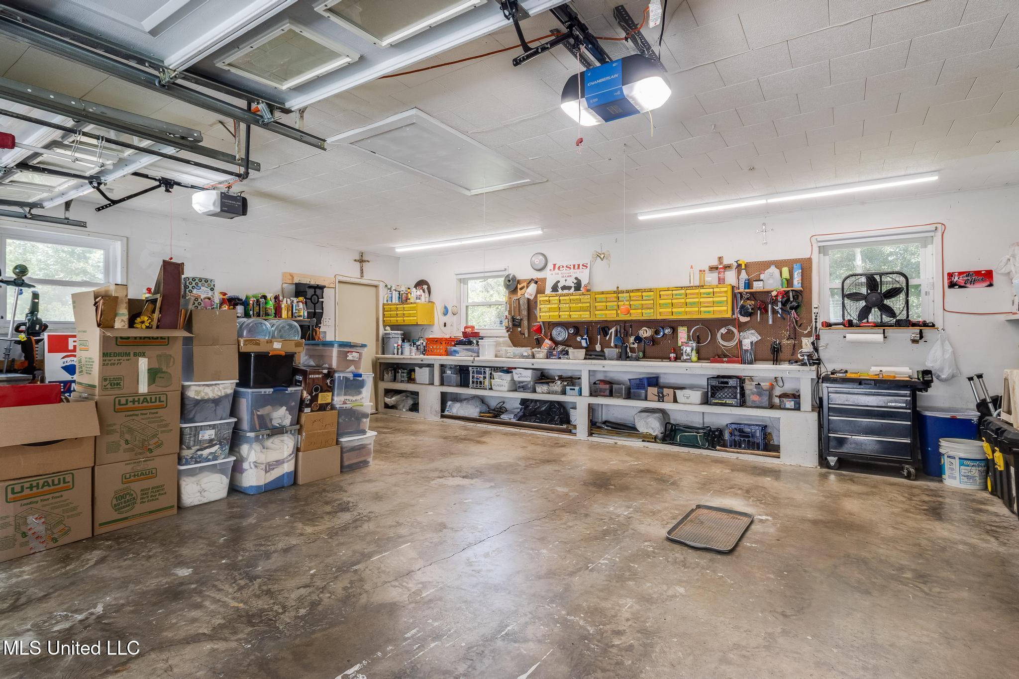 4513 Gibson Road Ocean Springs, MS 39564 - Photo 22 of 30 Garage