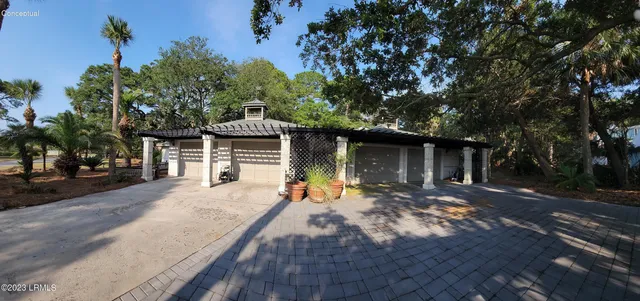 $1,077,000 | 401 Remora Drive, Fripp Island, SC 29920