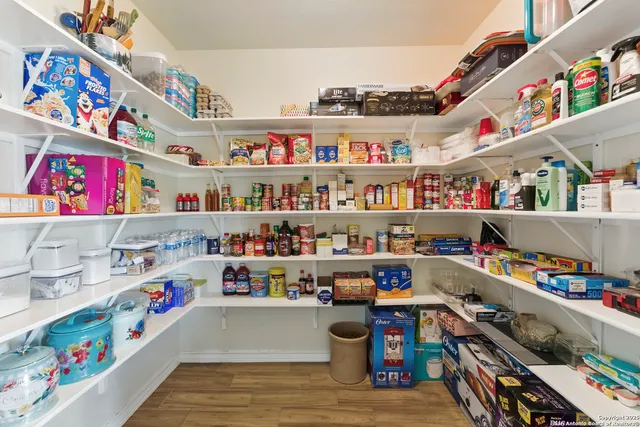 $539,000 | 1110 Atascosa County Road 101, Floresville, TX 78114