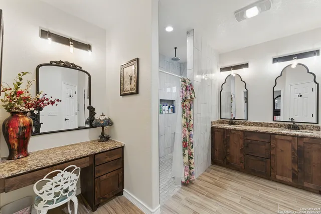 $539,000 | 1110 Atascosa County Road 101, Floresville, TX 78114