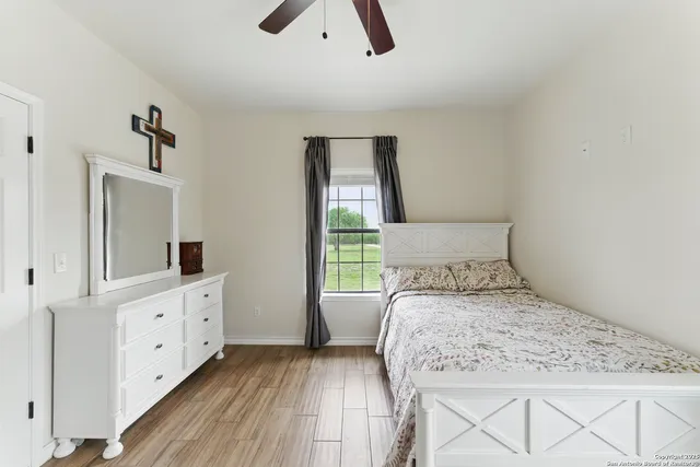 $539,000 | 1110 Atascosa County Road 101, Floresville, TX 78114