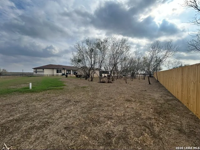 $539,000 | 1110 Atascosa County Road 101, Floresville, TX 78114