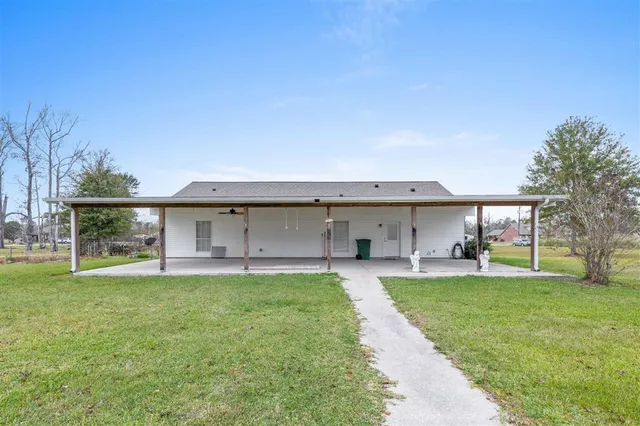 $309,900 | 2914 Joel Road, Sulphur, LA 70663