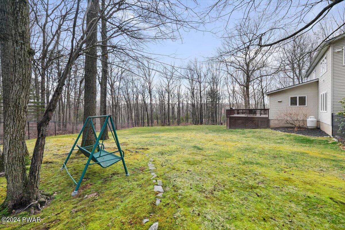 187 Frenchtown Road Milford, PA 18337 - Photo 32 of 39 Large Yard