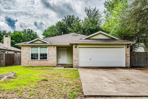 $1,750 | 931 Brandi Circle, Kyle, TX 78640