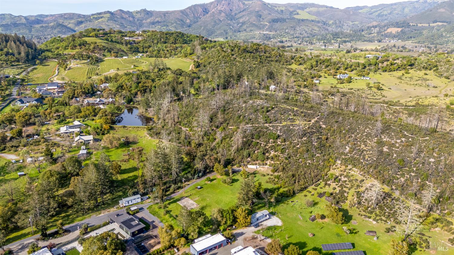 2340 Lawndale Road Kenwood, CA 95452 - Photo 3 of 31