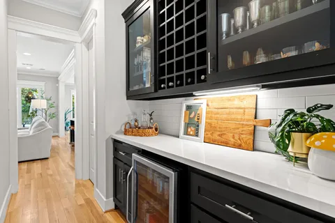 $1,350,000 | 1013 Martin Street, Houston, TX 77018
