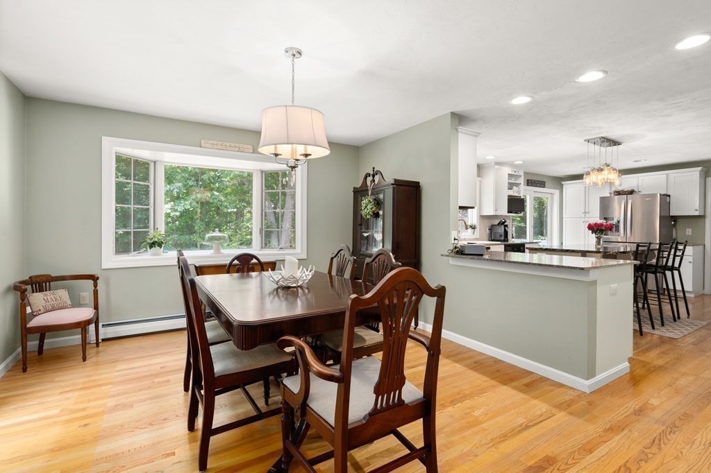 82 Carter Road Worcester, MA 01609 - Photo 11 of 36 Gallery Image 11