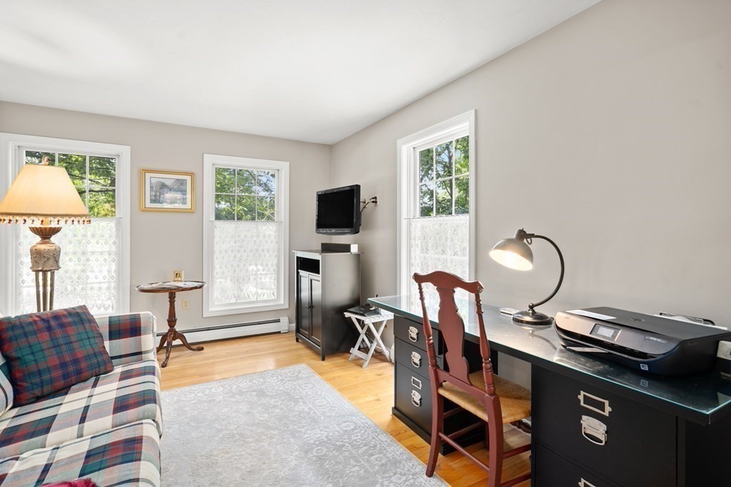 82 Carter Road Worcester, MA 01609 - Photo 14 of 36 Gallery Image 14