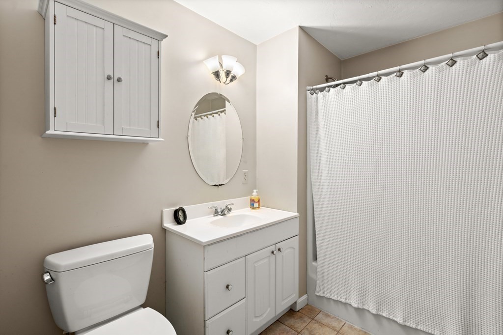 82 Carter Road Worcester, MA 01609 - Photo 26 of 36 Gallery Image 26