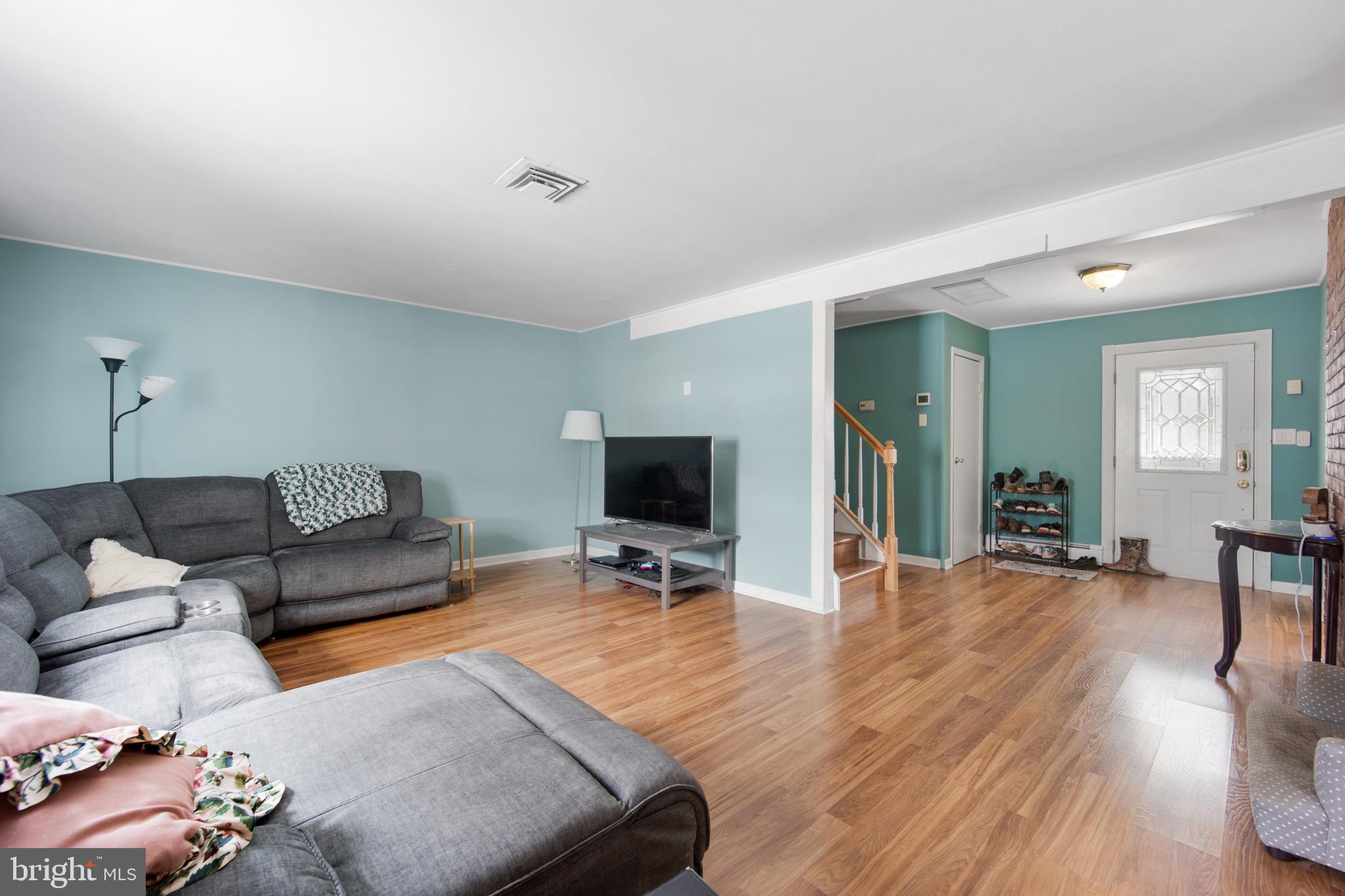 49 Sycamore Road Levittown, PA 19056 - Photo 14 of 37 Gallery Image 14