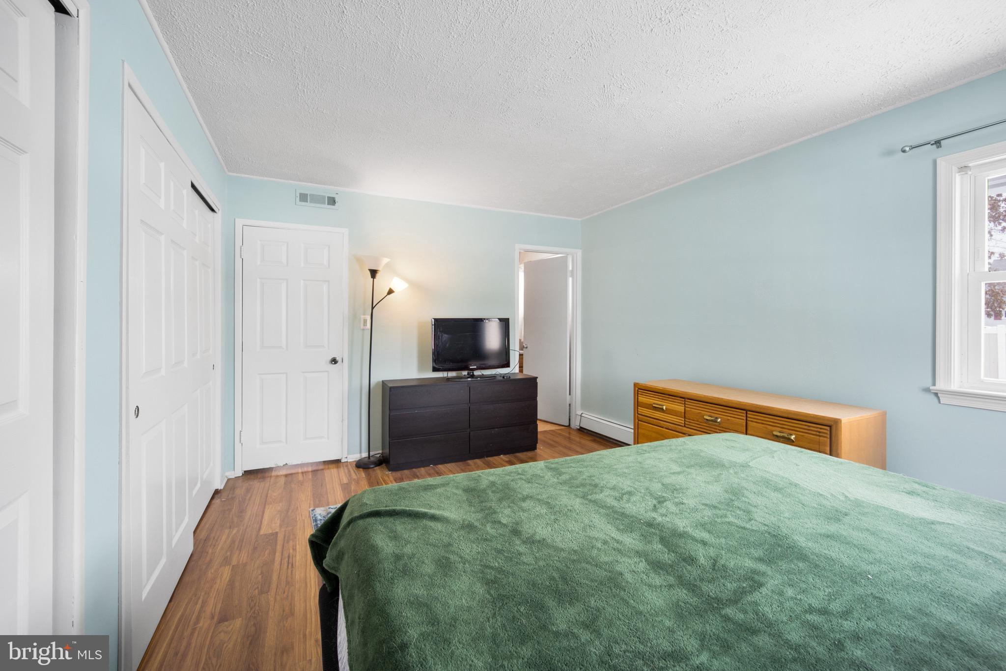 49 Sycamore Road Levittown, PA 19056 - Photo 22 of 37 Gallery Image 22