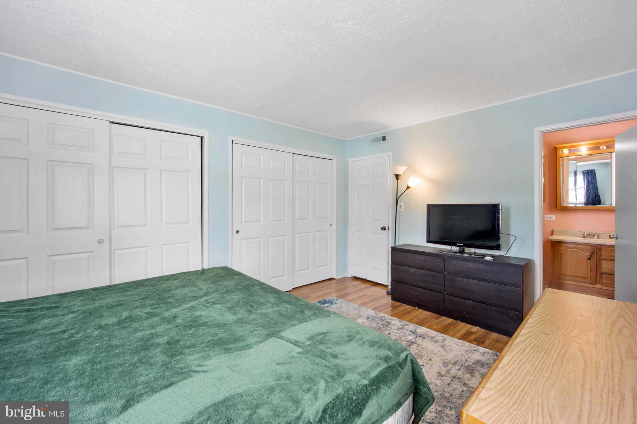 49 Sycamore Road Levittown, PA 19056 - Photo 23 of 37 Gallery Image 23