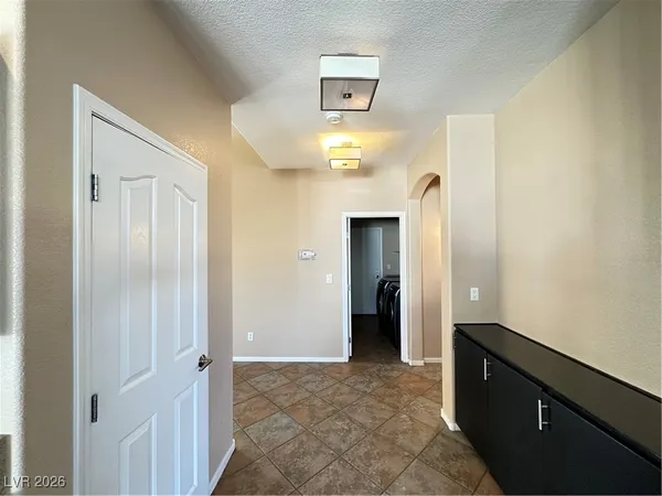 $3,048 | 10400 Falls Church Avenue, Las Vegas, NV 89144