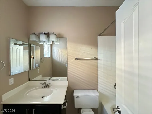 $3,048 | 10400 Falls Church Avenue, Las Vegas, NV 89144