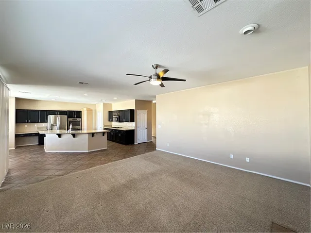 $3,048 | 10400 Falls Church Avenue, Las Vegas, NV 89144