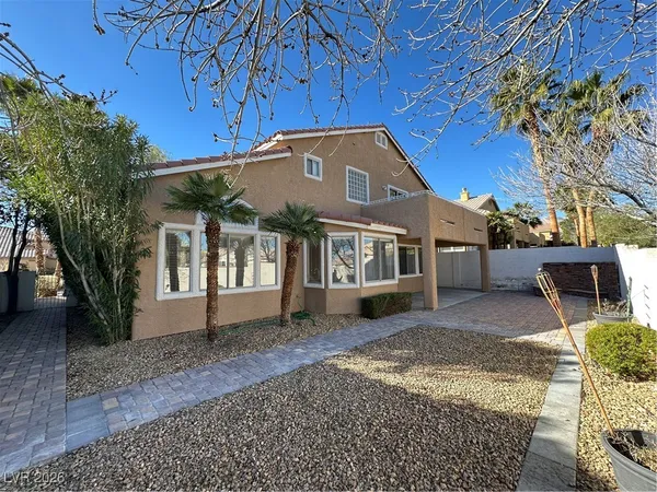 $3,048 | 10400 Falls Church Avenue, Las Vegas, NV 89144