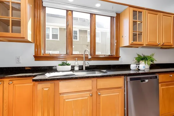 $3,600 | 67 Grafton Street, Unit 1, Arlington, MA 02474