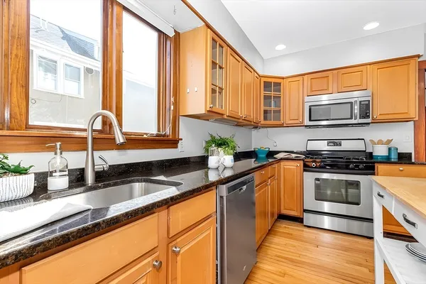 $3,600 | 67 Grafton Street, Unit 1, Arlington, MA 02474