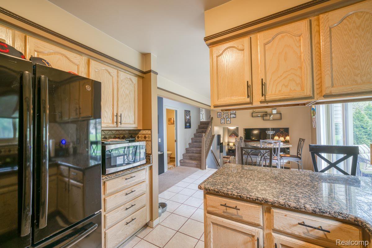 4420 Harvey Lake Road Highland, MI 48356 - Photo 7 of 30 Gallery Image 7
