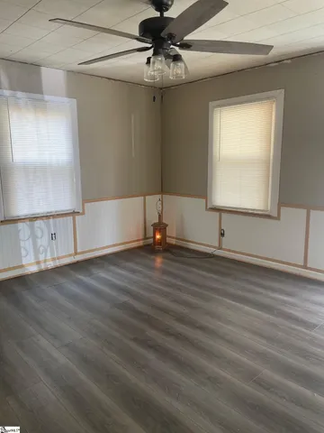 $99,999 | 105 West Front Street, Iva, SC 29655