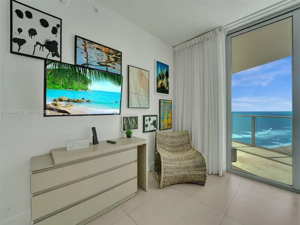 $10,000 | 4111 South Ocean Drive, Unit 1201, Hollywood, FL 33019