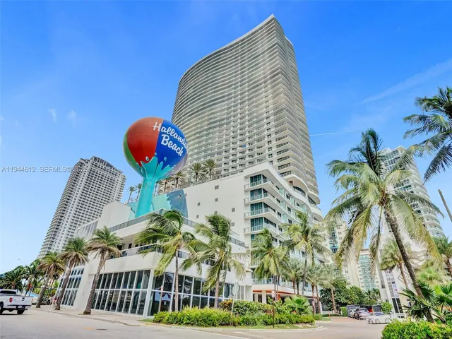 $10,000 | 4111 South Ocean Drive, Unit 1201, Hollywood, FL 33019