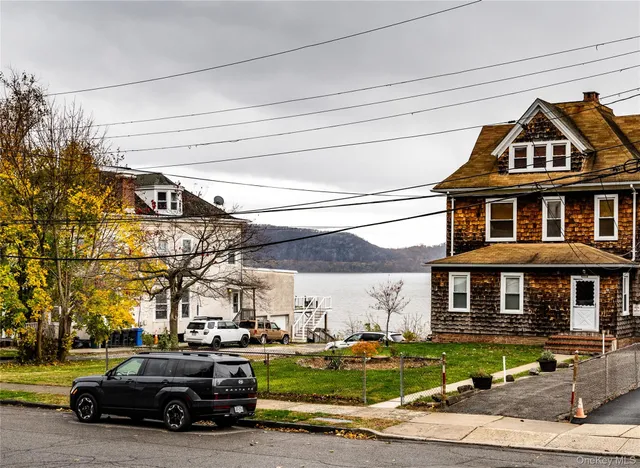 a car parked in front of a building