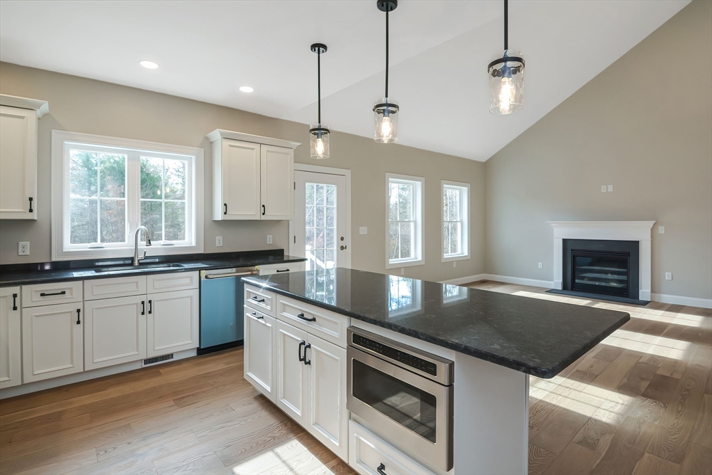 7 Brickyard Road North Brookfield, MA 01535 - Photo 7 of 39 Gallery Image 7