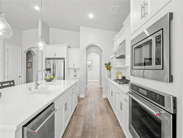 $985,000 | 1734 North Pk Avenue, Clovis, CA 93619