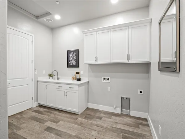 $985,000 | 1734 North Pk Avenue, Clovis, CA 93619