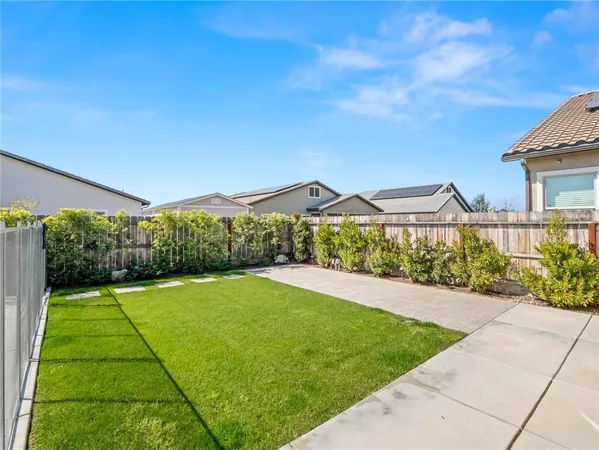 $985,000 | 1734 North Pk Avenue, Clovis, CA 93619