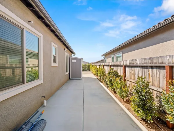 $985,000 | 1734 North Pk Avenue, Clovis, CA 93619