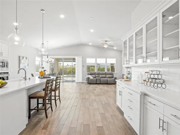 $985,000 | 1734 North Pk Avenue, Clovis, CA 93619