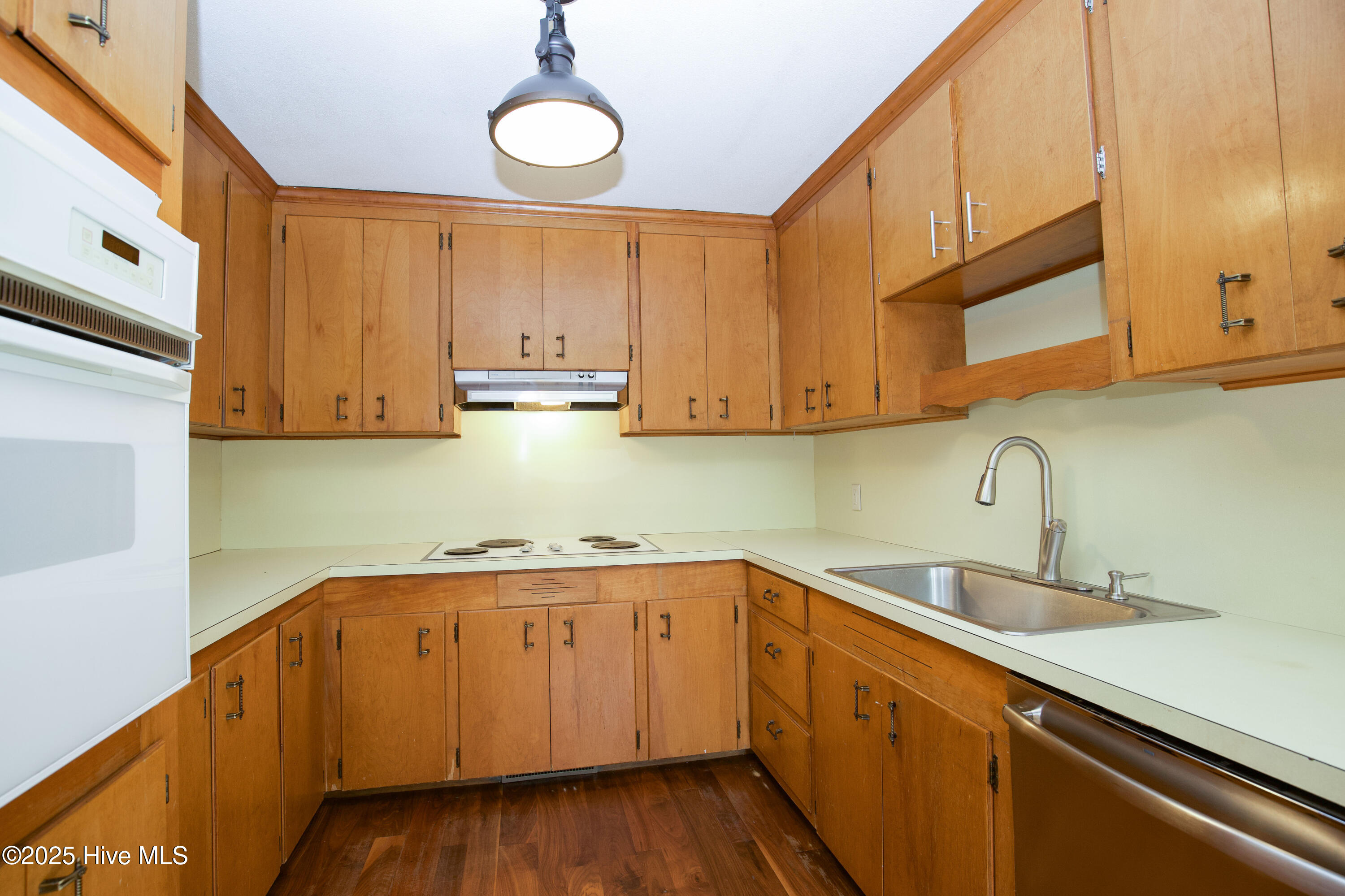 100 Beaver Lane Pinehurst, NC 28374 - Photo 13 of 51 Kitchen