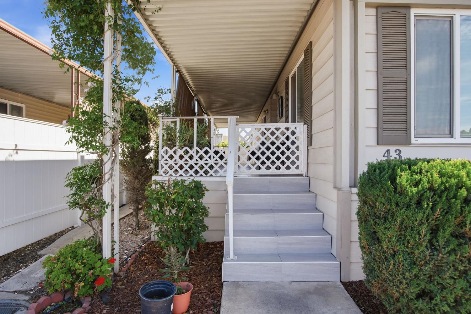 1400 North Tully Road, Unit 43 Turlock, CA 95380 - Photo 2 of 39