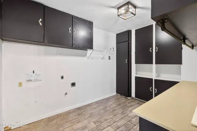 $186,500 | 719 Holly Hills Drive, Biloxi, MS 39532