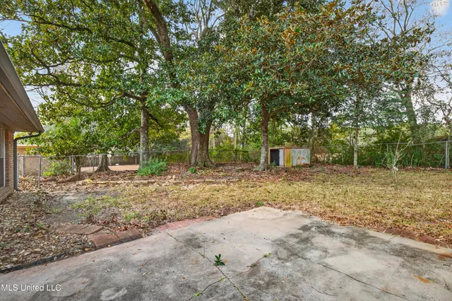 $186,500 | 719 Holly Hills Drive, Biloxi, MS 39532