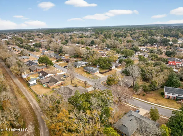 $186,500 | 719 Holly Hills Drive, Biloxi, MS 39532