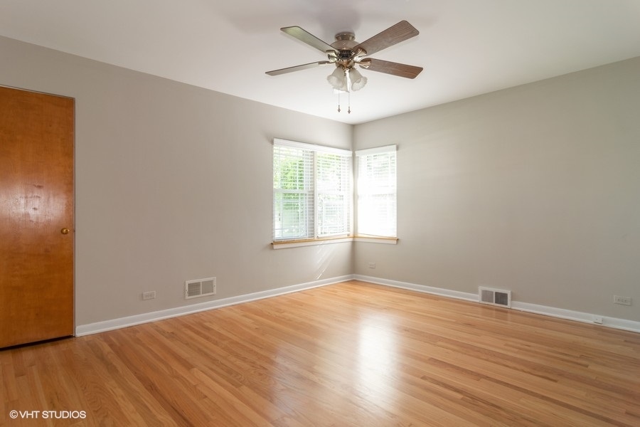 136 East Madison Street Elmhurst, IL 60126 - Photo 6 of 10