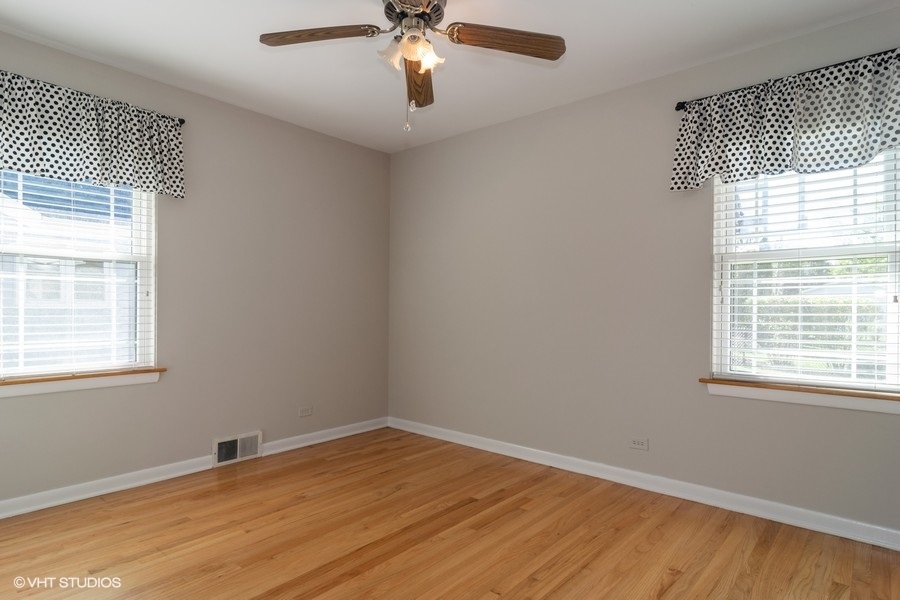 136 East Madison Street Elmhurst, IL 60126 - Photo 8 of 10
