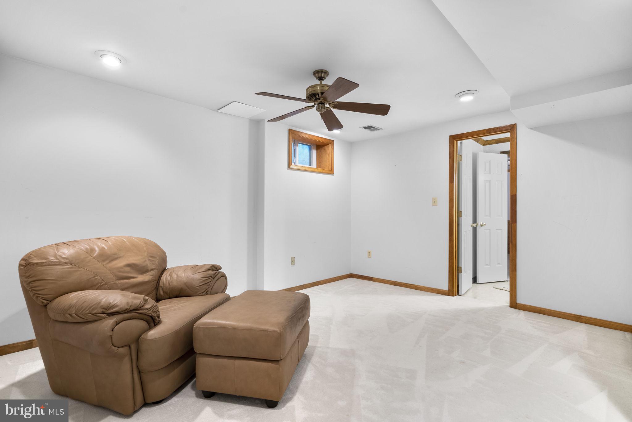 1338 Excaliber Lane Silver Spring, MD 20906 - Photo 45 of 48 Gallery Image 45