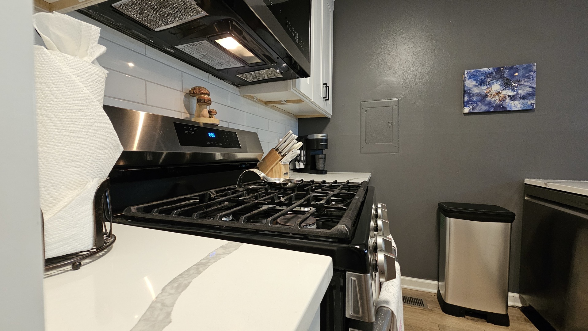 16 Forest Lane Cary, IL 60013 - Photo 12 of 50 a stove top oven sitting inside of a kitchen