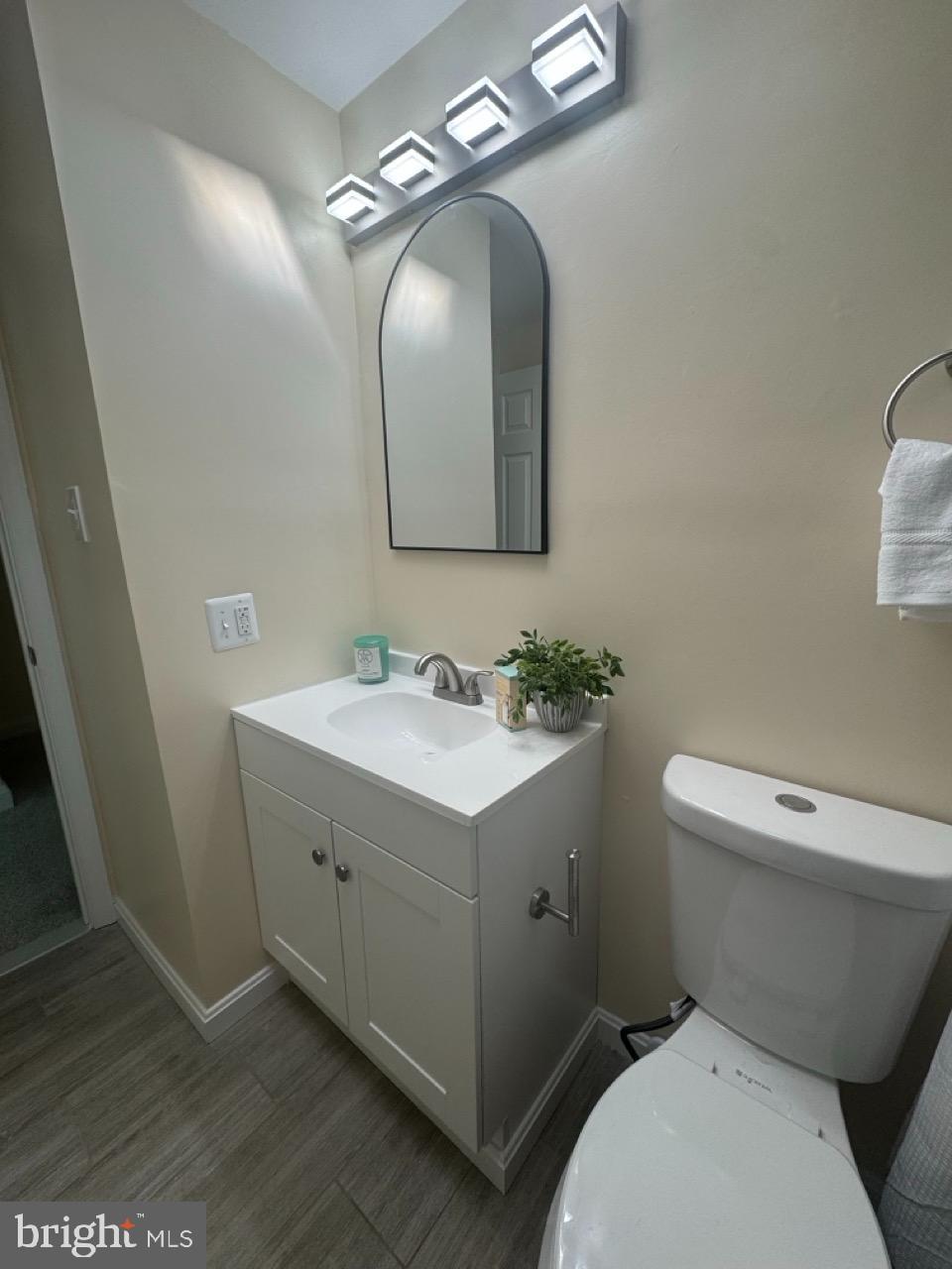 1231 Kevin Road Baltimore, MD 21229 - Photo 17 of 28 Modern bathroom with sleek finishes.