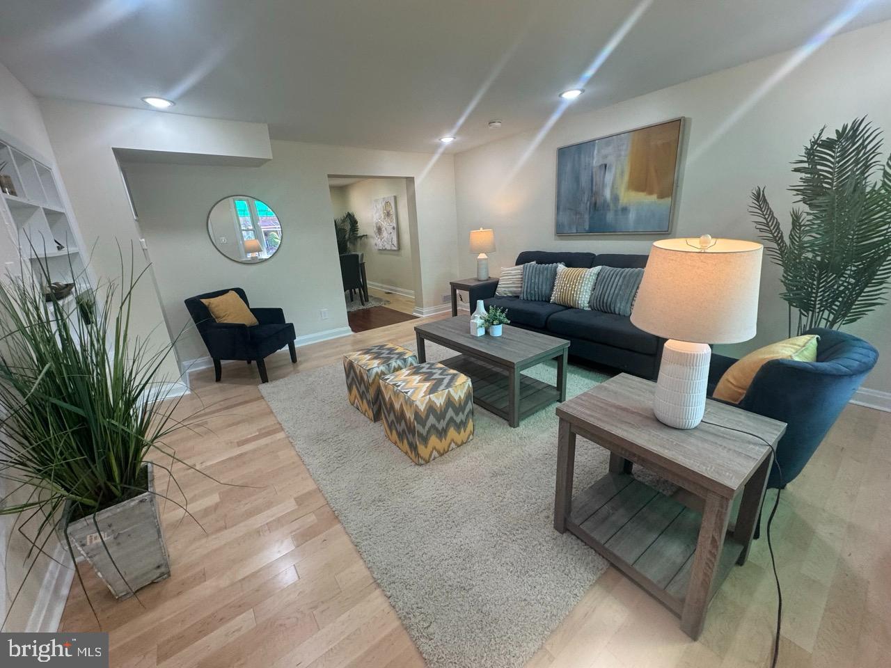 1231 Kevin Road Baltimore, MD 21229 - Photo 2 of 28 Modern living space with inviting ambiance.