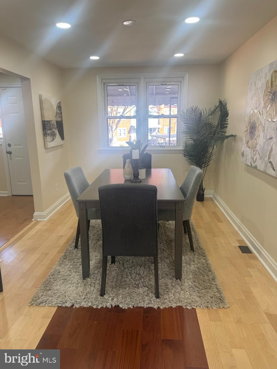 1231 Kevin Road Baltimore, MD 21229 - Photo 7 of 28 Modern dining space with natural light.